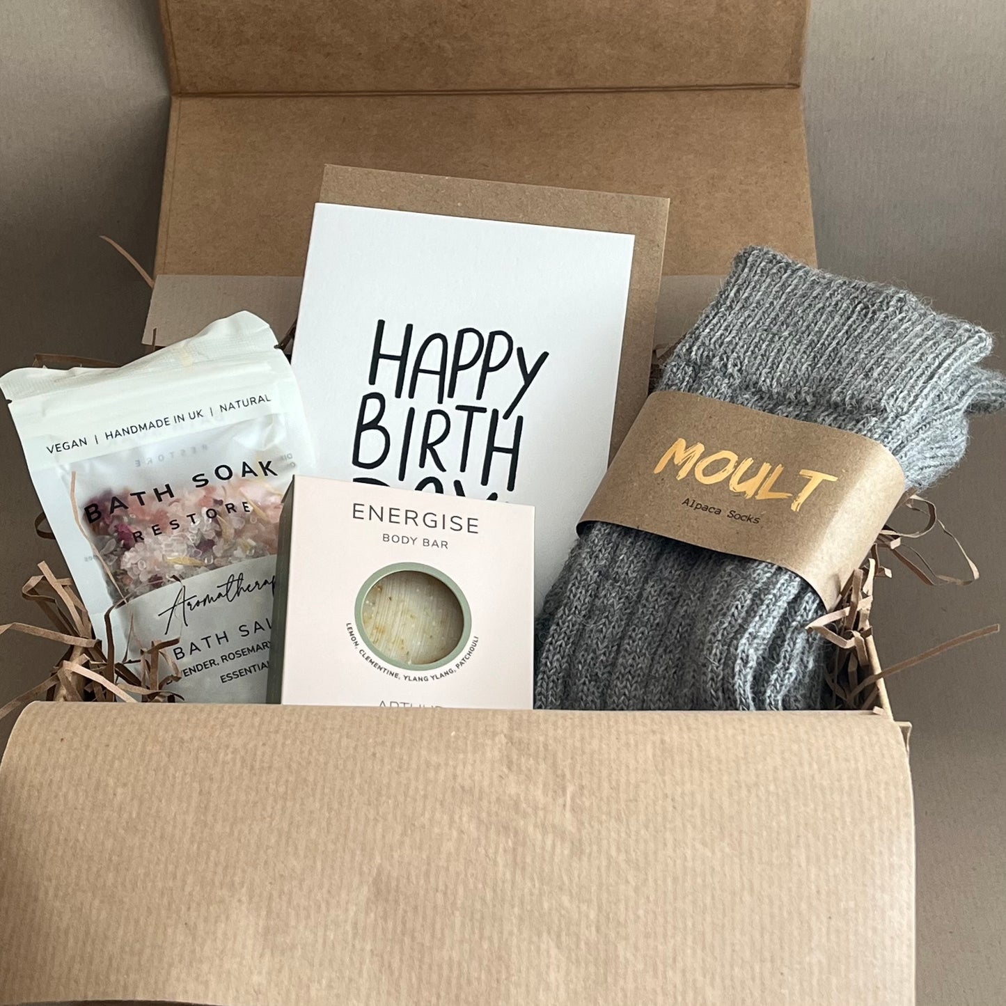 HAPPY BIRTHDAY | A5 SIZED GIFT BOX