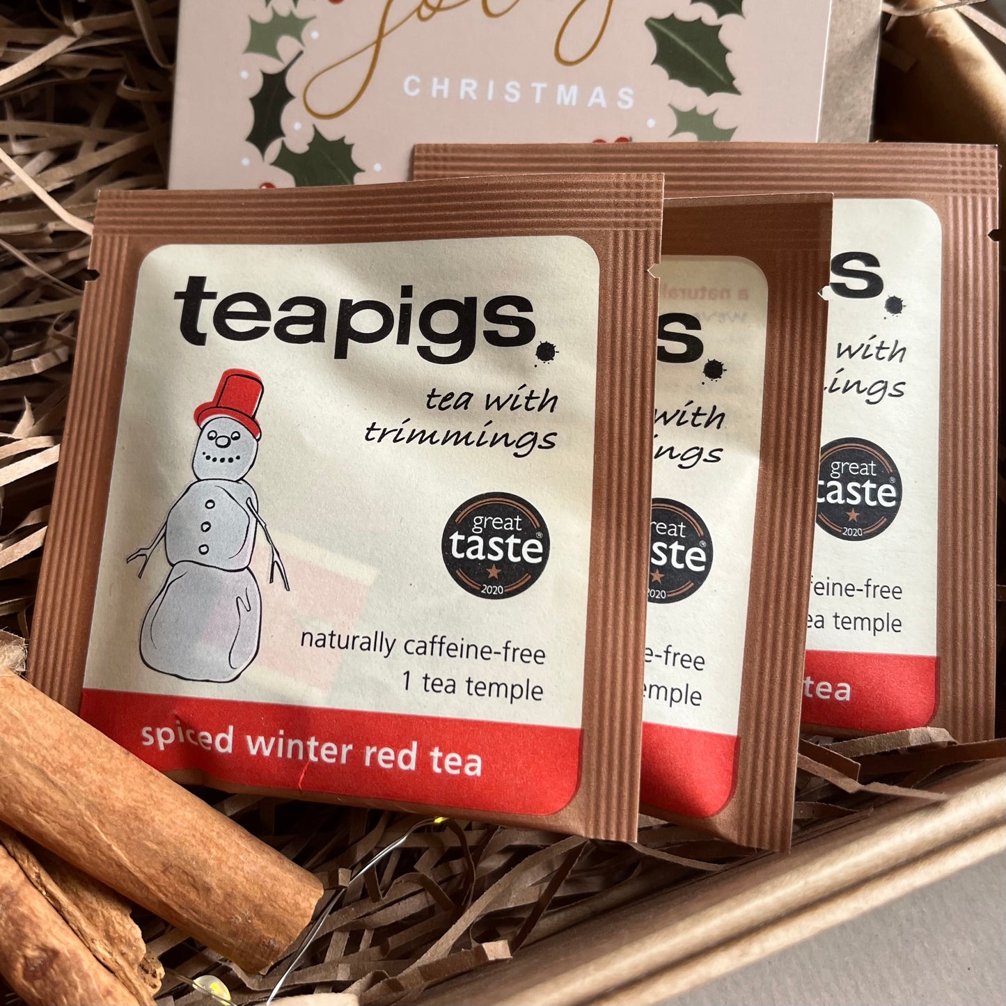 Spiced winter red tea from the Calm and Bright Gift Box.
