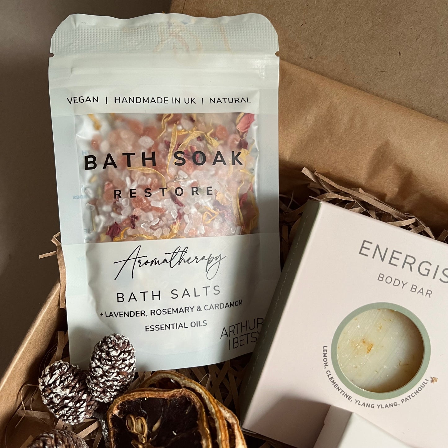Handcrafted aromatherapy bath soak from the Self-Care Pause Mini Gift Box.
