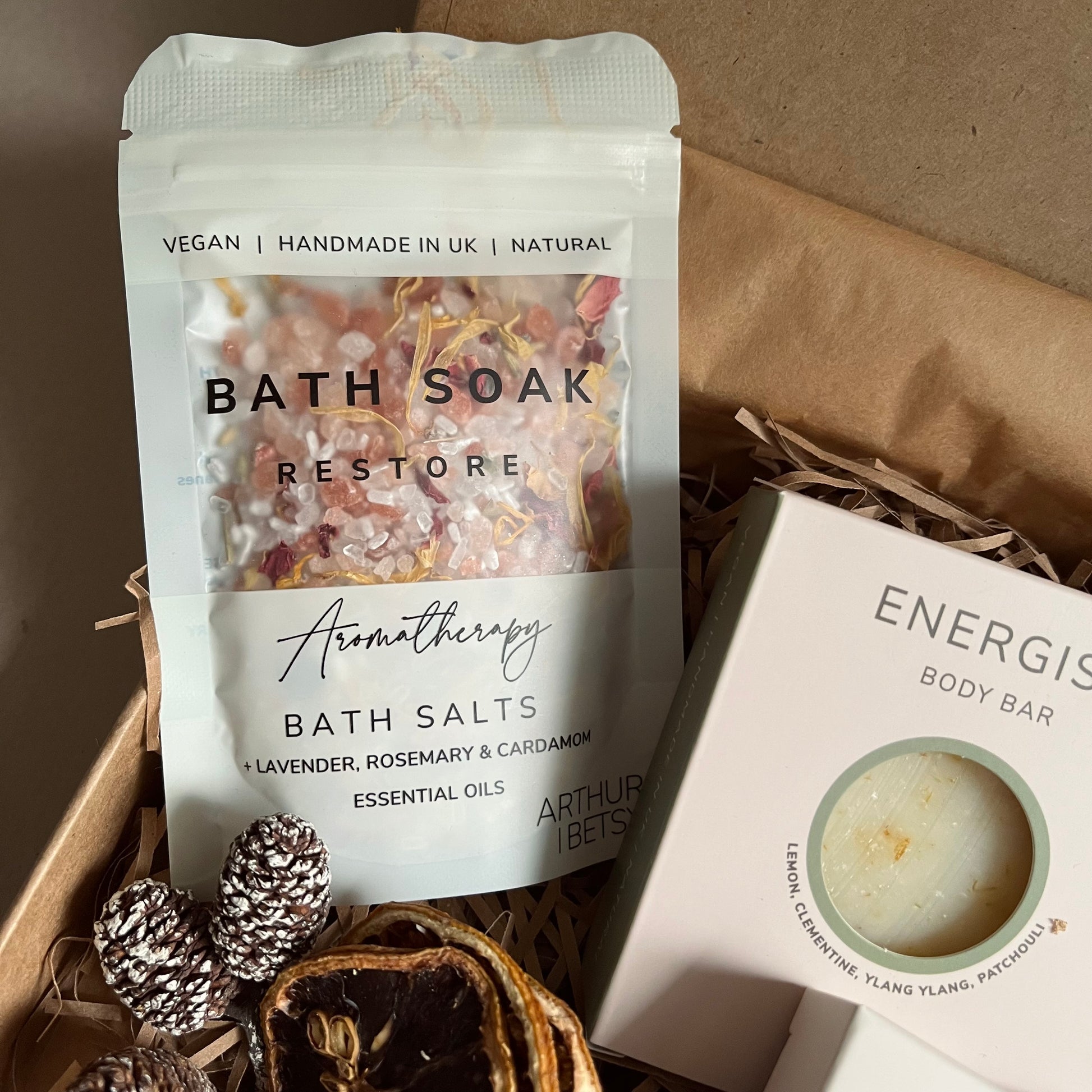 Handcrafted aromatherapy bath soak from the Self-Care Pause Mini Gift Box.